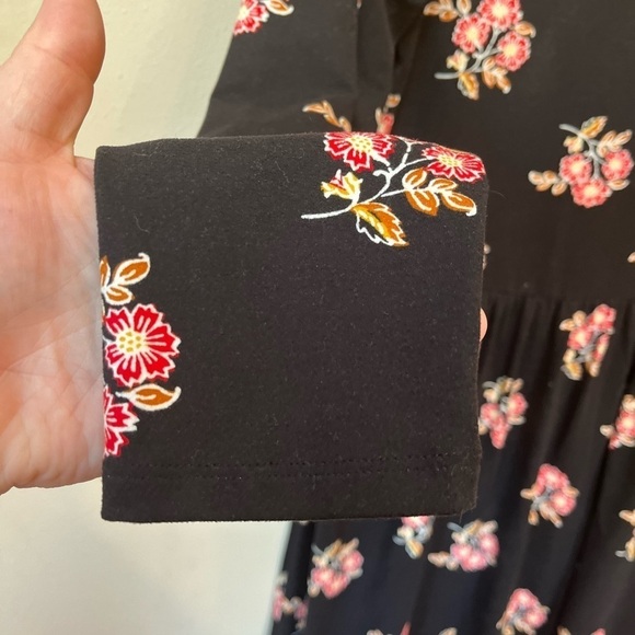 Old Navy Black Floral Maxi Dress Long Sleeve Medium - Picture 4 of 14